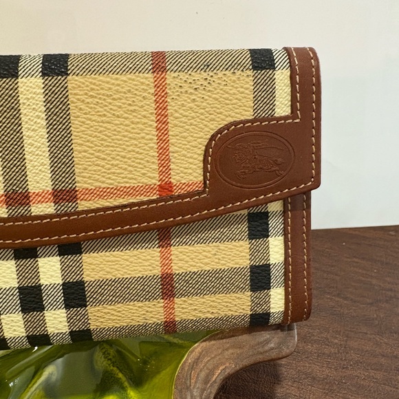 Burberry Haymarket Check coated canvas long wallet with brown leather trim - Picture 2 of 15